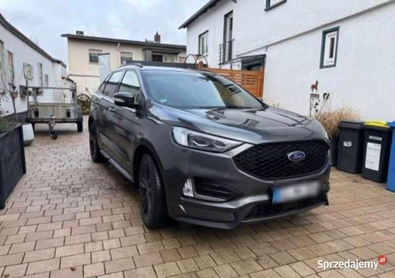 Używany Ford Edge 238 KM (175 kW) 2020 Grafitowy SUV