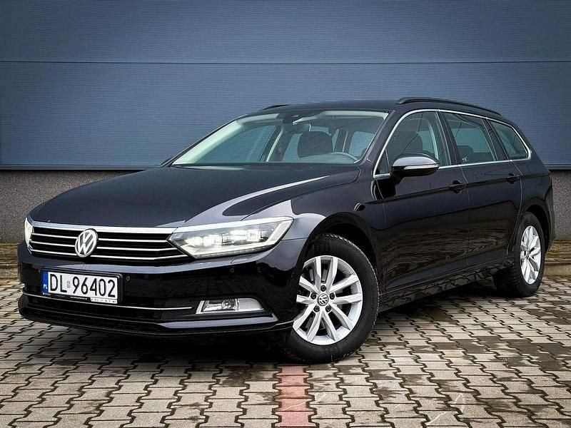 Używany VW Passat 150 KM (110 kW) 2015 Czarny Kombi