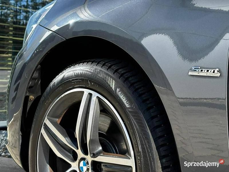 Używany BMW 220 190 KM (139 kW) 2016 Szary Sedan/Limuzyna