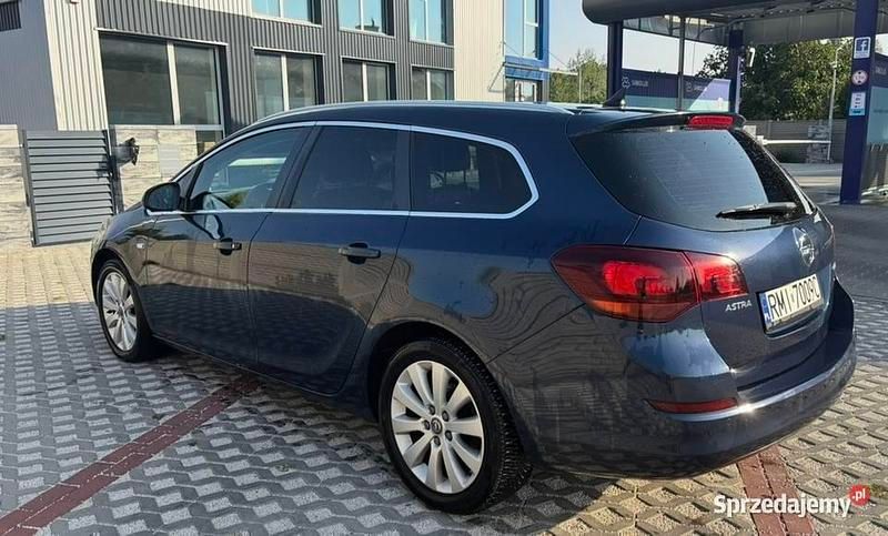 Używany 2012 Opel Astra Kombi | 21 500 zł (Drogi) - Obraz 1/4