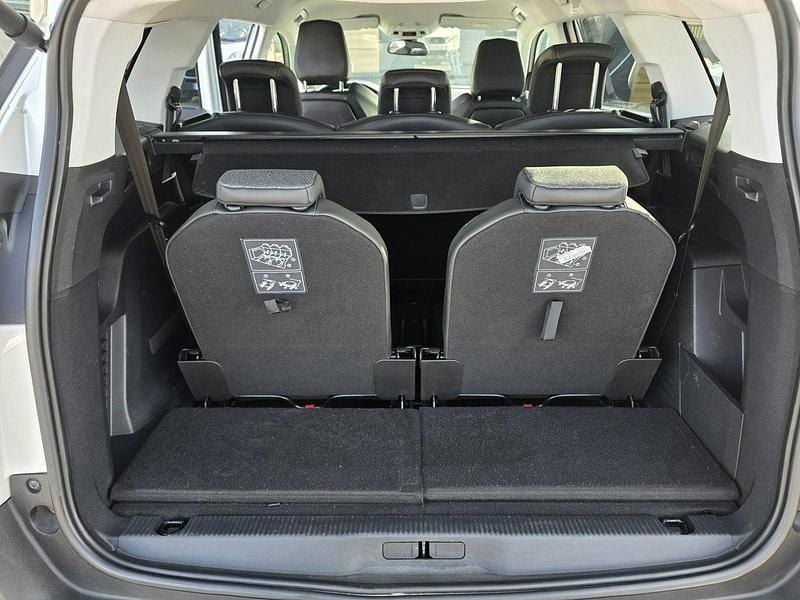 Używany Peugeot 5008 Allure 150 KM (110 kW) 2018 Biały SUV