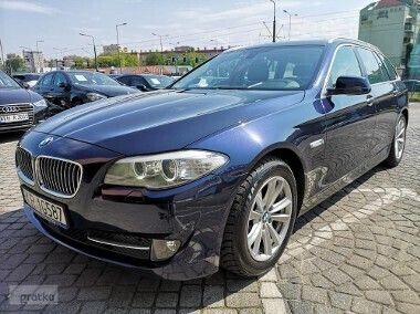 Niebieski Używany 2012 BMW 525 Efficient Dynamics Kombi | 66 900 zł - Obraz 1/4