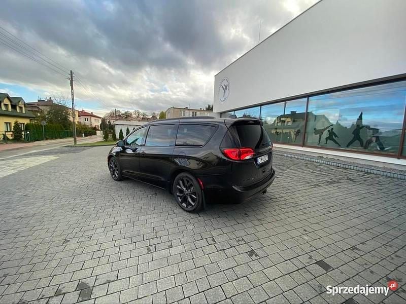 Używany Chrysler Pacifica Limited 2020