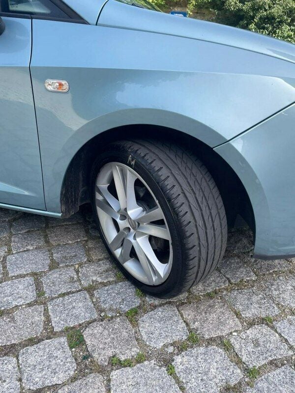 Używany Seat Ibiza 86 KM (63 kW) 2008 Niebieski Hatchback