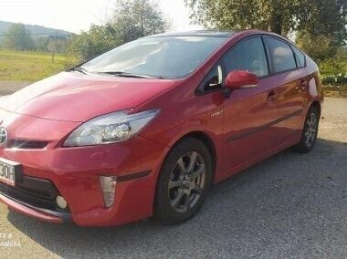 Czerwony Używany 2014 Toyota Prius Hatchback | 44 300 zł (Dobra cena) - Obraz 1/4
