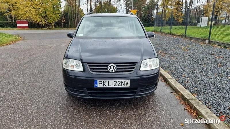 Czarny Używany 2004 VW Touran Minivan | 7900 zł (Uczciwa cena) - Obraz 1/4