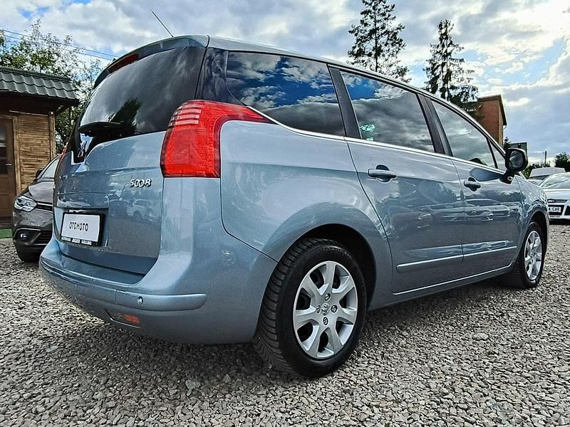 Używany Peugeot 5008 120 KM (88 kW) 2010 Inny (metalik) Minivan