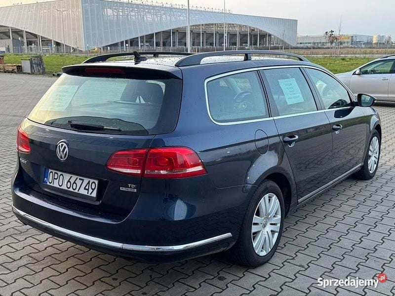 Używany VW Passat 105 KM (77 kW) 2014 Niebieski Sedan/Limuzyna
