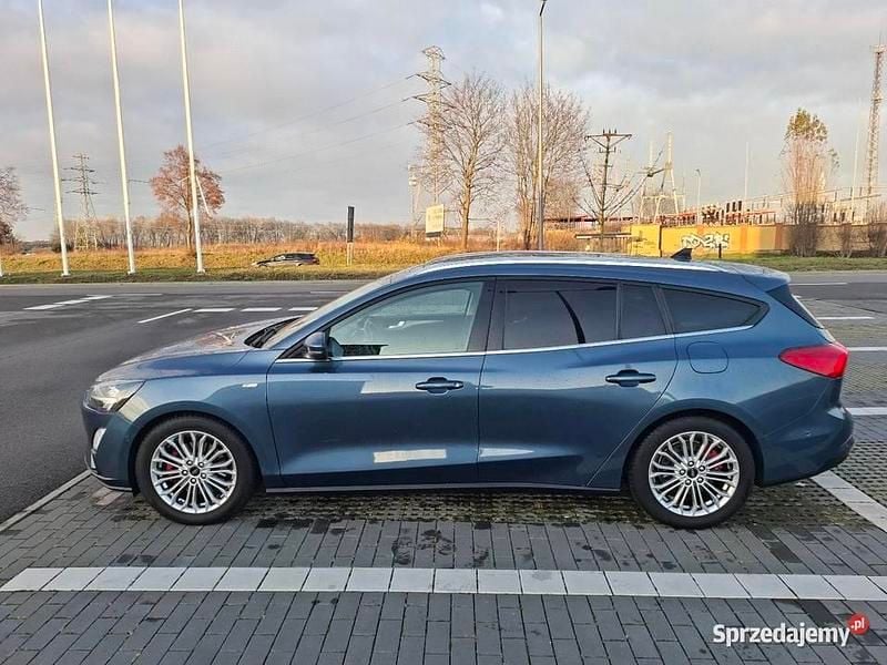 Niebieski Używany 2020 Ford Focus Kombi | 41 500 zł (Uczciwa cena) - Obraz 1/4