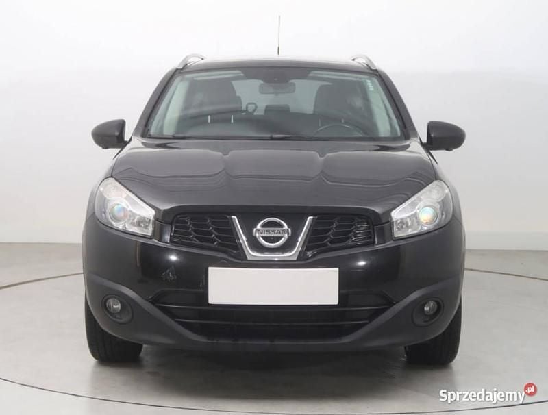 Czarny Używany 2012 Nissan Qashqai +2 SUV | 29 999 zł (Uczciwa cena) - Obraz 1/4