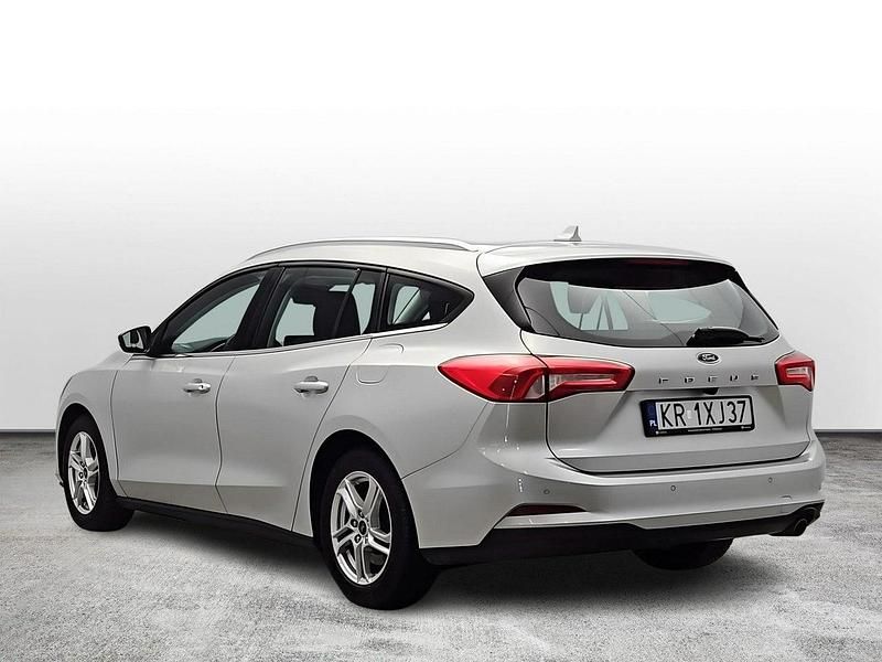 Używany Ford Focus 120 KM (88 kW) 2021 Srebrny Kombi