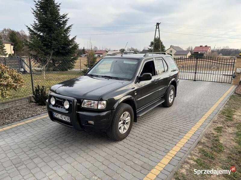 Czarny Używany 2004 Opel Frontera SUV | 29 900 zł - Obraz 1/4