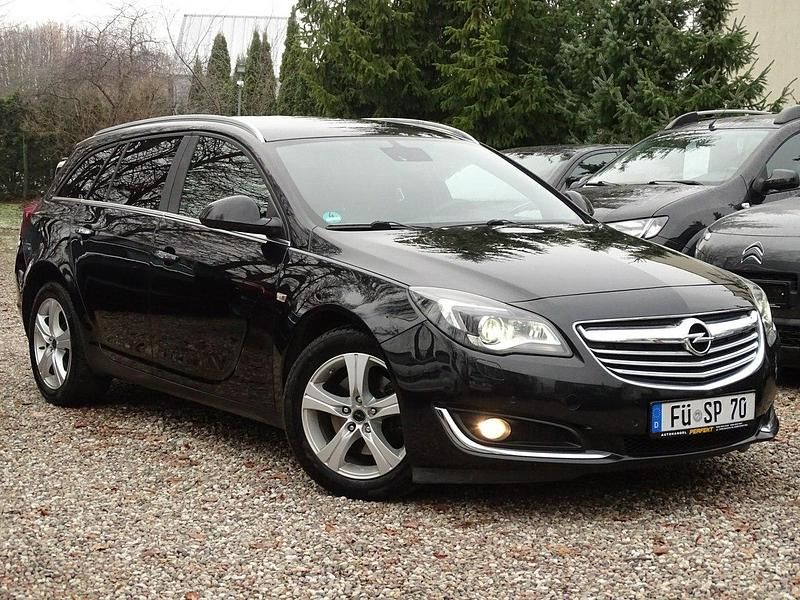 Używany Opel Insignia OPC 163 KM (119 kW) 2013 Czarny Kombi