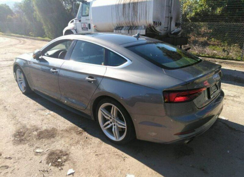 Używany Audi A5 Premium Plus 252 KM (185 kW) 2018 Szary Coupe