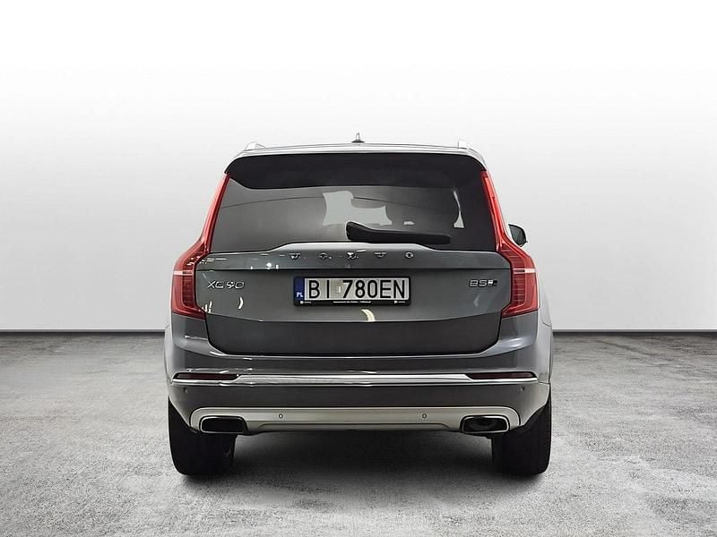 Używany Volvo XC90 Inscription 235 KM (172 kW) 2020 Szary SUV