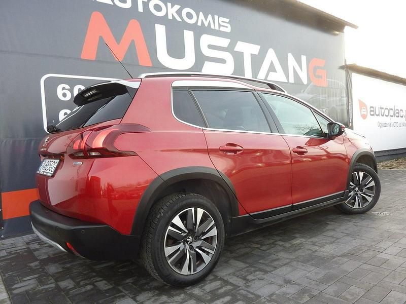 Używany Peugeot 2008 Allure 110 KM (80 kW) 2016 Bordowy (metalik) SUV