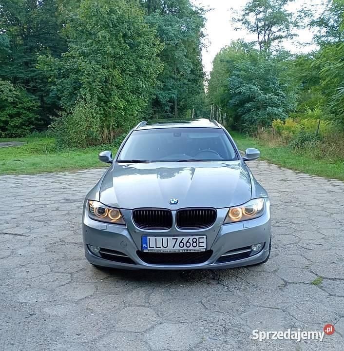 Szary Używany 2010 BMW 325 Kombi | 28 500 zł - Obraz 1/4