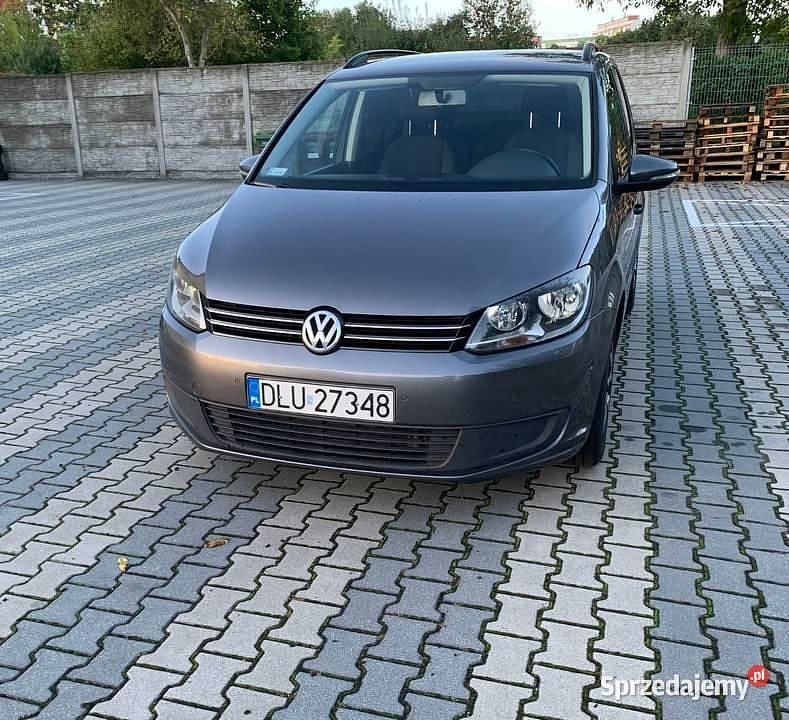 Używany 2012 VW Touran Minivan | 24 900 zł (Uczciwa cena) - Obraz 1/4