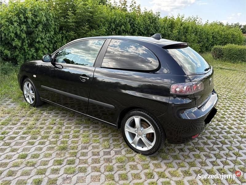 Używany 2007 Seat Ibiza Sport | 8300 zł (Uczciwa cena) - Obraz 1/4