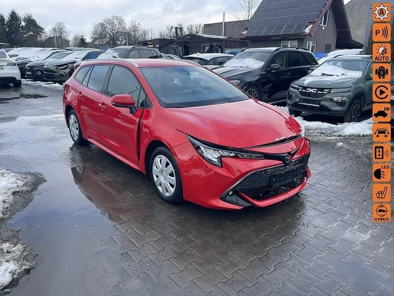 Używany Toyota Corolla 122 KM (89 kW) 2022 Czerwony Kombi