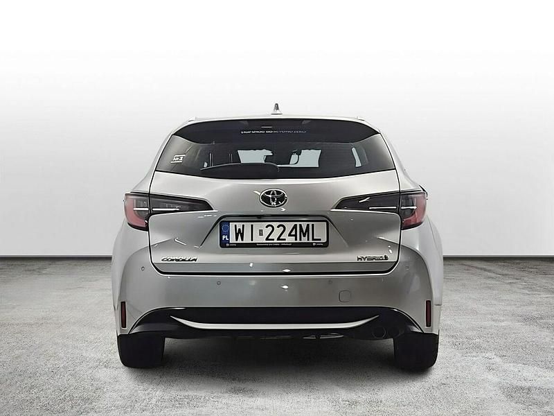 Używany Toyota Corolla 2022 Srebrny Kombi