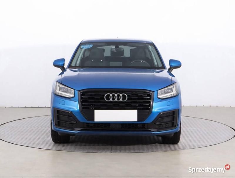 Niebieski Używany 2019 Audi Q2 SUV | 84 999 zł (Uczciwa cena) - Obraz 1/4