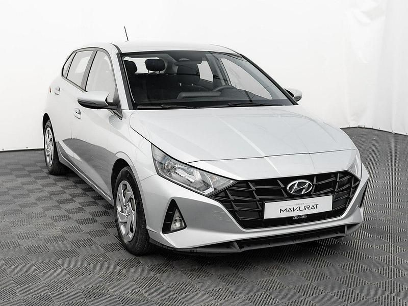 Używany Hyundai i20 84 KM (61 kW) 2022 Srebrny (metalik) Hatchback