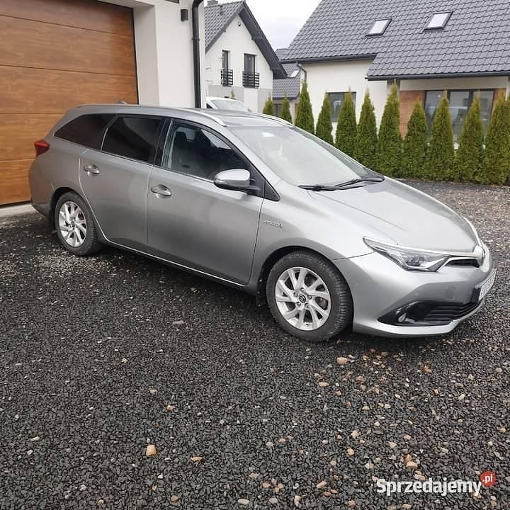 Używany Toyota Auris Hybrid 2018