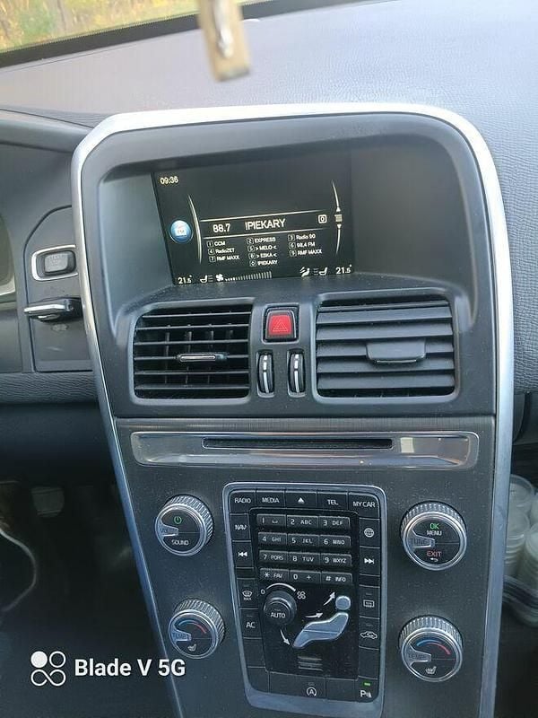 Używany Volvo XC60 2016 Czarny SUV