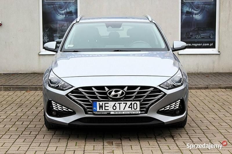 Srebrny Używany 2022 Hyundai i30 Kombi | 49 900 zł (Dobra cena) - Obraz 1/4