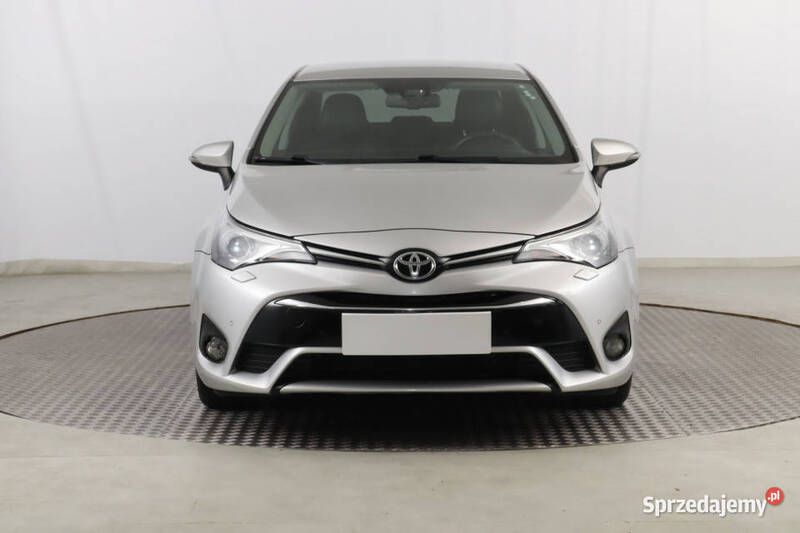 Srebrny Używany 2016 Toyota Avensis Sedan/Limuzyna | 37 999 zł (Dobra cena) - Obraz 1/4