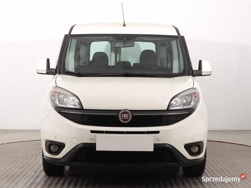 Używany Fiat Doblò 2016 Biały Minivan