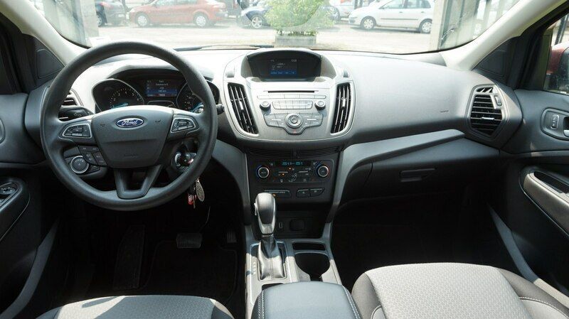 Używany Ford Escape 182 KM (133 kW) 2018 Brązowy SUV