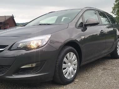 Szary Używany 2016 Opel Astra Kombi | 29 900 zł (Dobra cena) - Obraz 1/4