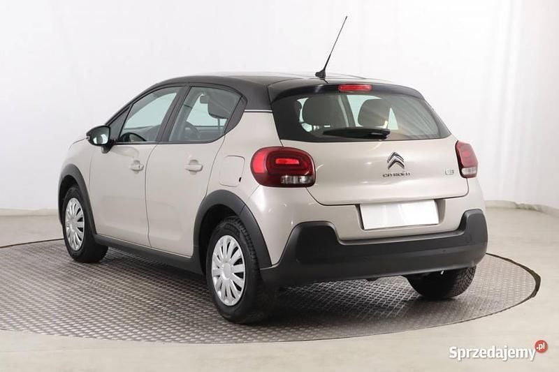Używany Citroën C3 PureTech 2017 Beżowy Hatchback