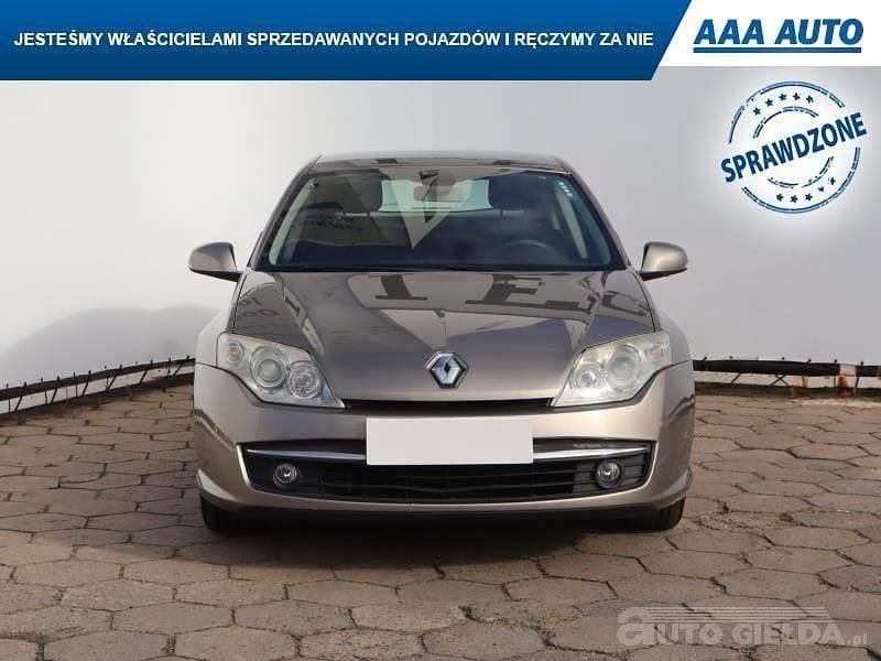 Używany Renault Laguna III 140 KM (102 kW) 2009 Beżowy