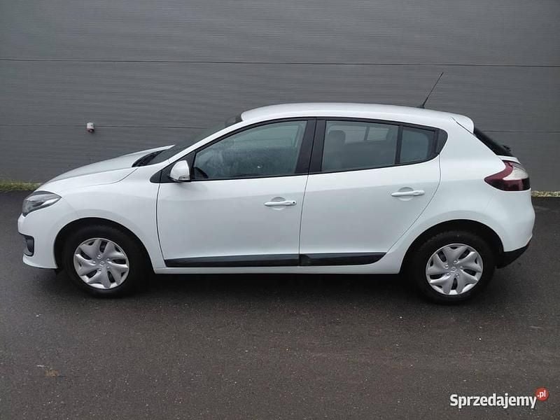 Biały Używany 2015 Renault Mégane III Hatchback | 28 800 zł (Uczciwa cena) - Obraz 1/4