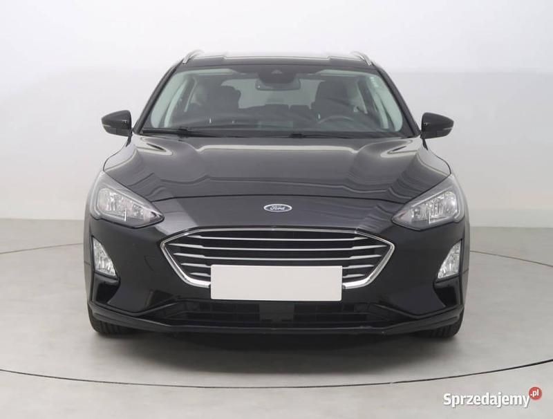 Czarny Używany 2019 Ford Focus Kombi | 52 499 zł (Uczciwa cena) - Obraz 1/4