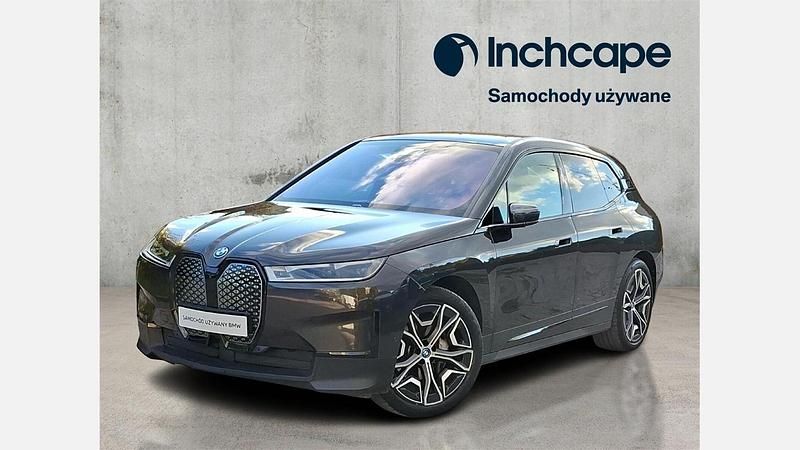 Szary sophisto z brylantowym połyskiem metalizowany Używany 2021 BMW iX Comfort Edition SUV | 199 900 zł - Obraz 1/3