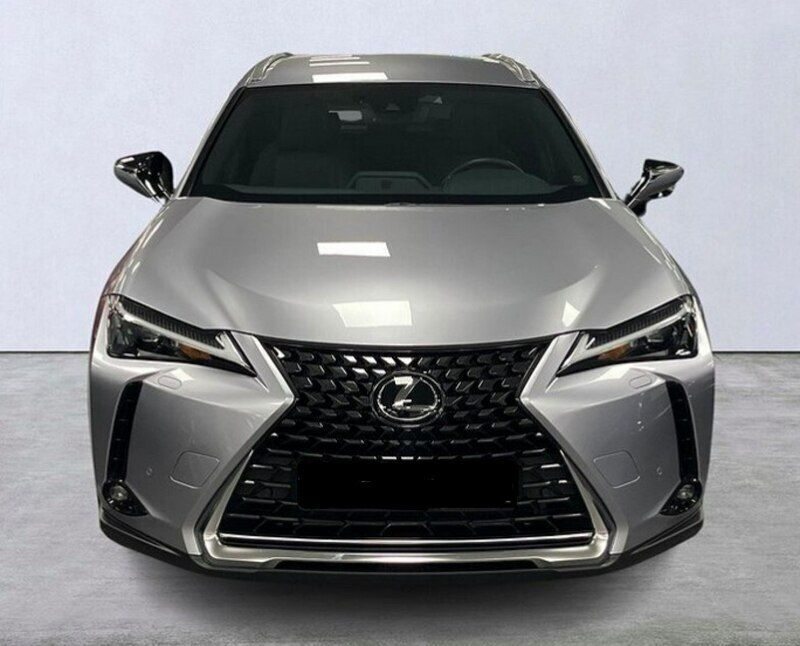 Srebrny (metalik) Używany 2023 Lexus UX SUV | 152 500 zł - Obraz 1/4