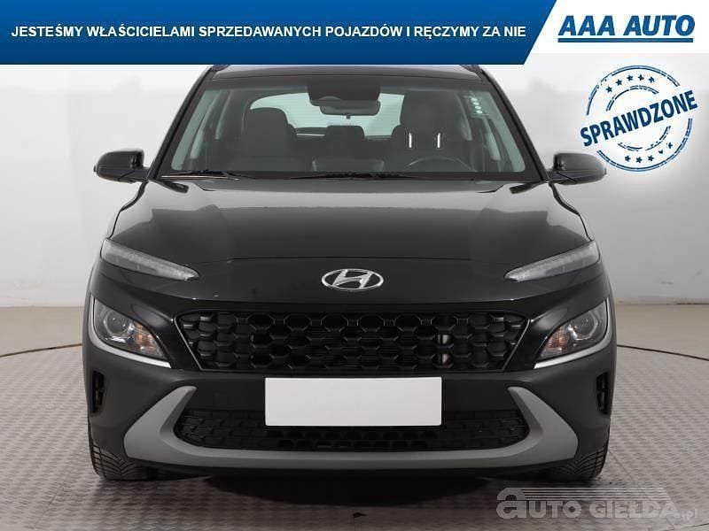 Używany Hyundai Kona 120 KM (88 kW) 2022 Czarny SUV