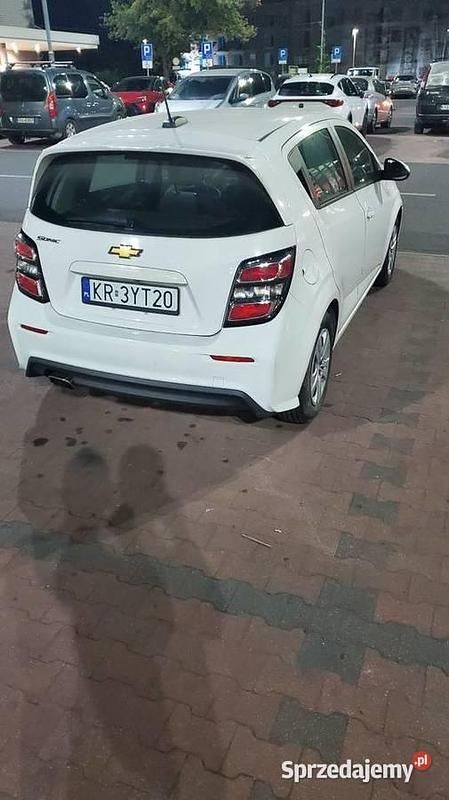 Biały Używany 2017 Chevrolet Sonic Hatchback | 22 900 zł - Obraz 1/1