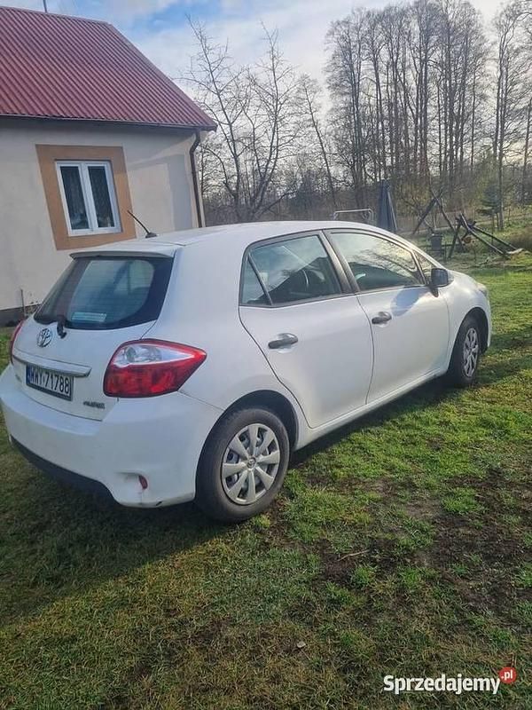 Używany Toyota Auris 2013