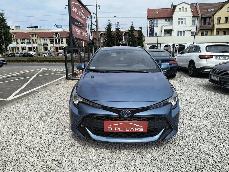 Używany Toyota Corolla 122 KM (89 kW) 2021 Niebieski Hatchback