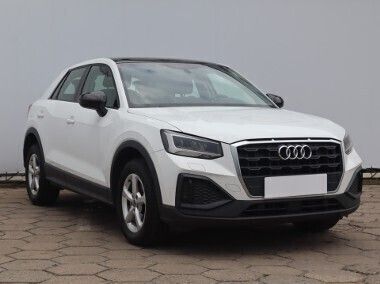 Biały Używany 2021 Audi Q2 SUV | 89 999 zł (Uczciwa cena) - Obraz 1/4
