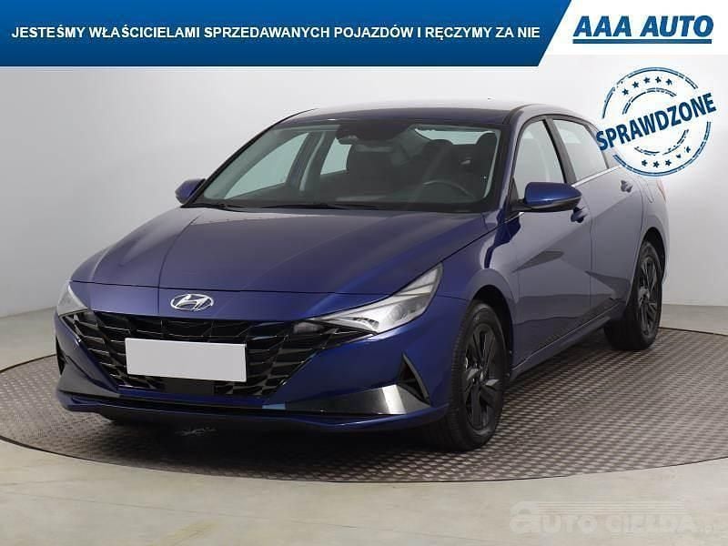 Używany Hyundai Elantra 2023 Błękitny Sedan/Limuzyna