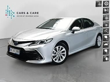 Srebrny Używany 2023 Toyota Camry Comfort Sedan/Limuzyna | 124 900 zł (Uczciwa cena) - Obraz 1/4