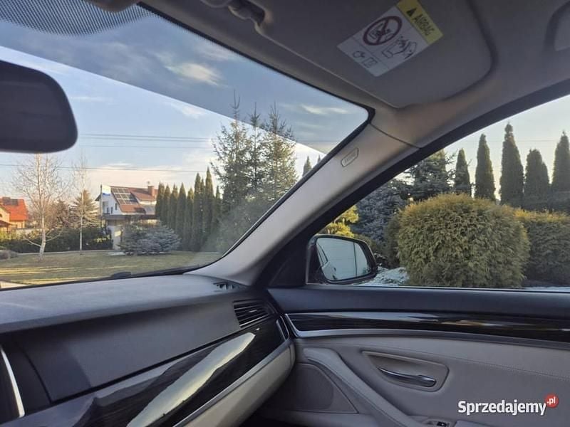 Używany BMW 520 Luxury Line 2015 Grafitowy Sedan/Limuzyna