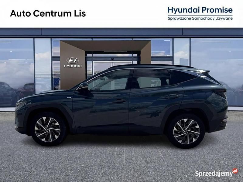Granatowy Używany 2022 Hyundai Tucson SUV | 114 900 zł (Uczciwa cena) - Obraz 1/4