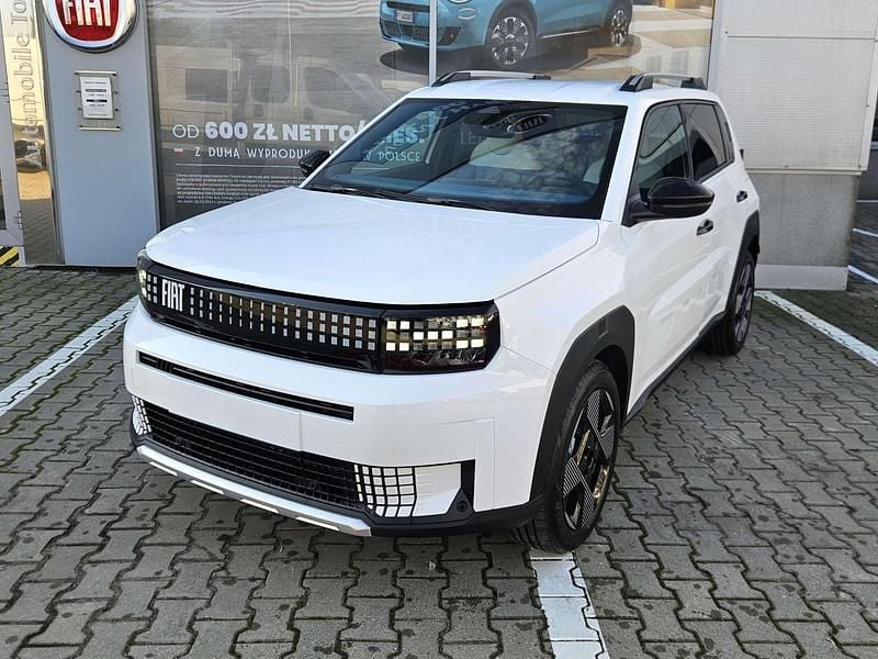 Nowe Fiat Grande Panda La Prima 110 KM (80 kW) 2025 Lakier pastelowy biały gelato Hatchback